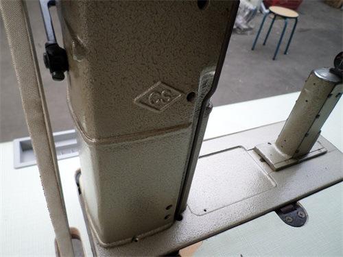 台湾金轮牌ds-810高头车 鞋面 皮革制品加工设备缝纫机针车